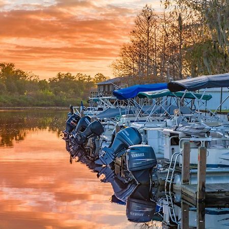 Camp Mack Lodge, Marina & Rv Resort Лейк-Уейлс Екстер'єр фото